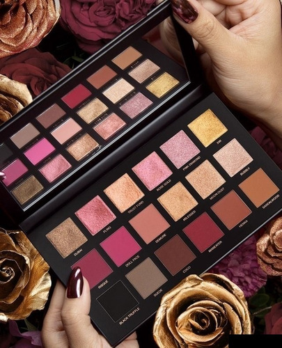 Imagen 4 de 7 de Paleta Sombras Nude 18 Colores