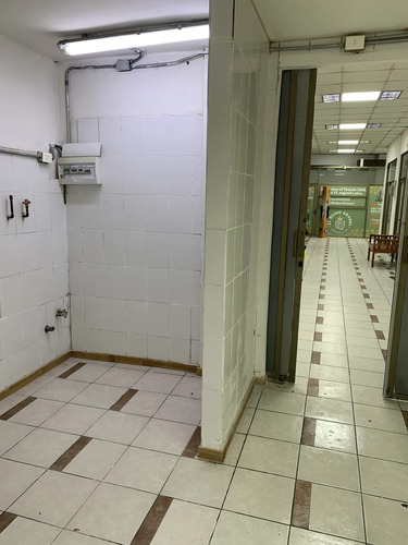 Se Arriendan Locales Comerciales En San Pedro De La Paz