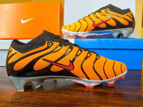 Botines Nike Mercurial Tn Fg