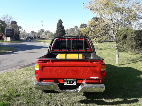 Toyota Hilux 2.4 Sr5