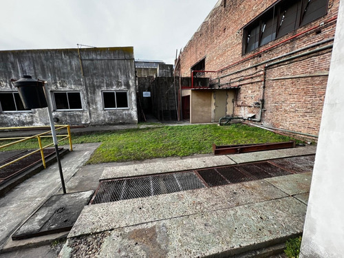 Imagen 8 de 30 de Venta De Complejo Industrial En Pompeya