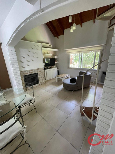 Venta Casa En Barrio Solares Del Norte