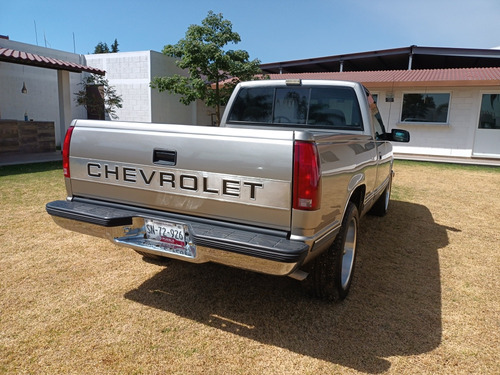 Chevrolet Cheyenne 5.7 Cab Normal