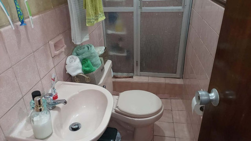 Imagen 22 de 30 de Venta De Casa De 3 Pisos En Urbanización San Roque En Santiago De Surco