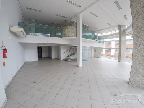Loja Térrea, Com Aproximadamente 300 M², No Bairro Itoupava Norte. - 3571709l