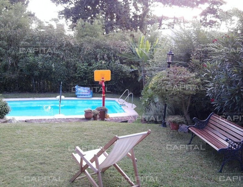 Venta Y Alquiler De Temporada. Linda Casa Con Piscina A Pasos De La Playa Mansa. Punta Del Este- Ref: 24862