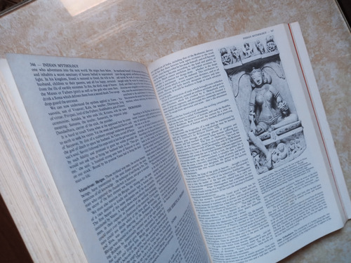 Livro - New Larousse Encyclopedia Of Mythology (Usado)
