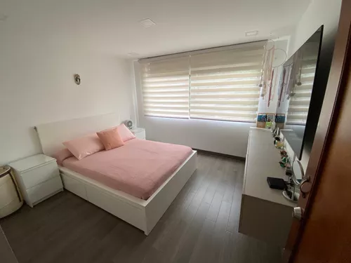 Apartamento En Venta En El Poblado, La Calera. Cod V12467