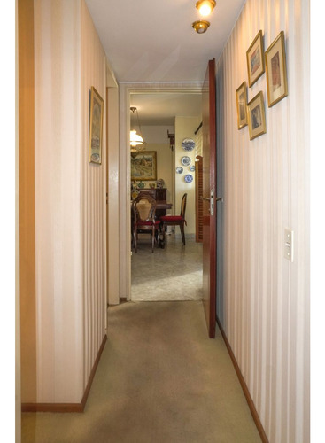 Departamento De 4 Dormitorios Con Cochera- Vista Parcial Al Río