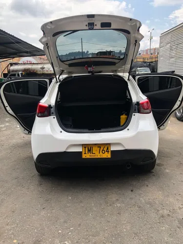 Mazda 2 1.5 Touring