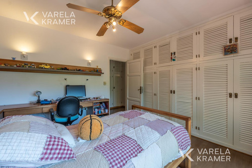 Casa En Venta En Martínez