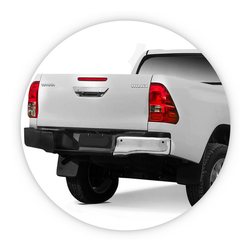 Imagem 4 de 4 de Ponteira Parachoque Traseiro Hilux 2020 2021 Ld Cromado Furo