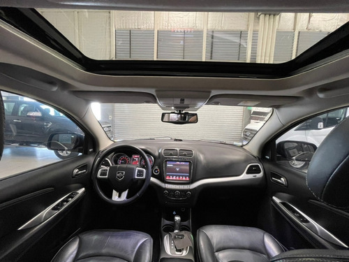 Imagen 13 de 18 de Jeep Renegade Sport At 2018 Blanca