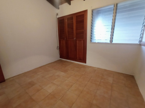Imagen 6 de 11 de Casa En Venta, Una Sola Planta, Valle Arriba Country En Arjona