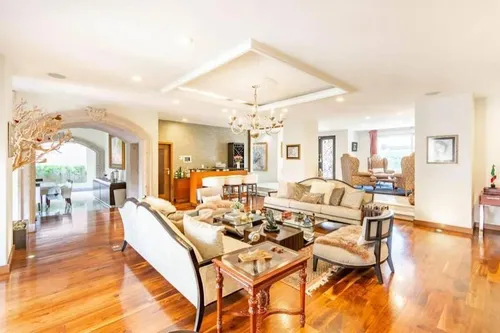Vende Casa Con Uso De Suelo Lomas De Chapultepec