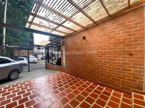 Casa Unifamiliar Norte De Cali. Excelente Ubicación