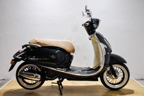 Imagen 2 de 15 de Motomel Strato Alpino 150 0km Scooter Sin Cambios