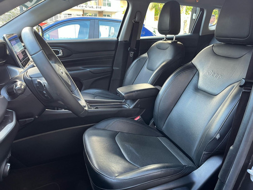 Jeep Compass LONG. T270 1.3 TB 4x2 Flex Aut.