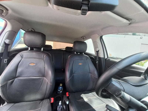 Imagem 13 de 14 de Chevrolet Onix 1.4 Automático Lt 2015 Rodas Em Liga Leve.