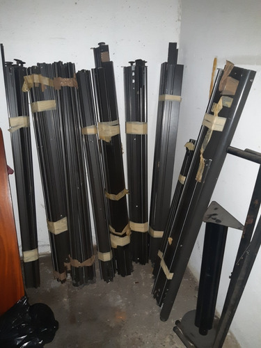 Solo $250 Todo 8 Cubiculos Escritorios Armables Drywall (Usado)