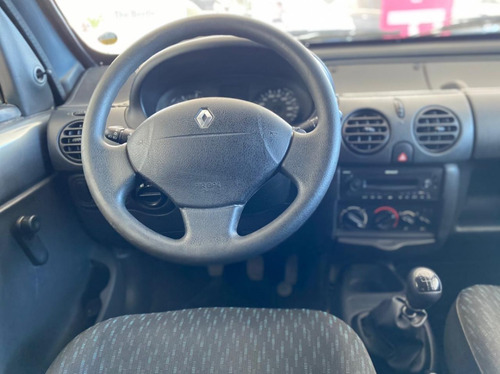 Imagen 5 de 5 de Kangoo Comfort Furgon 2018 80.000km