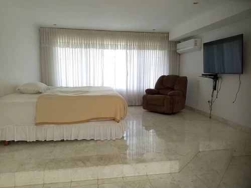 Imagen 12 de 27 de Casa Amplia Ubicada En Urbanización Chilemex, Puerto Ordaz