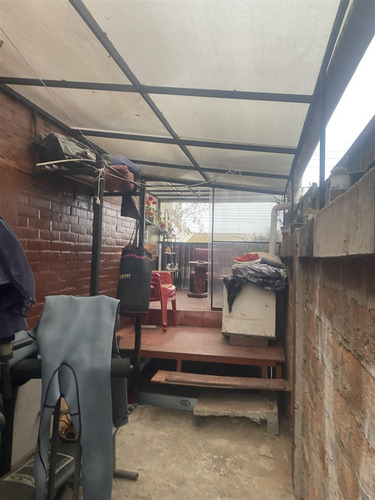 Casa En Venta De 3 Dorm. En Concón