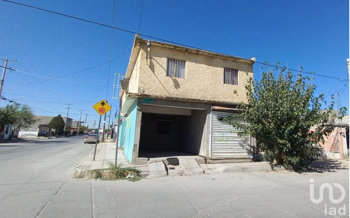 Venta Casa 5 Ambientes Patria