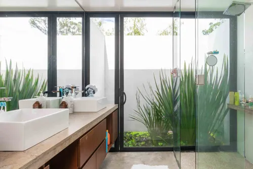Casa En Venta En Canelon. Cod V5883