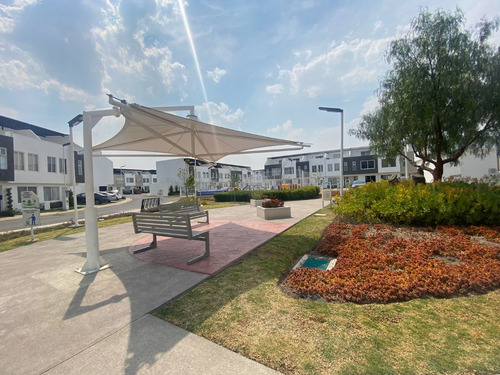 ¡haz Realidad Tus Sueños En Tecámac, Casa En Venta En Paseos Del Bosque 2! Acceso Controlado Y Diversión Garantizada Con Canchas Y Alberca, Rutas Cercanas A Cdmx Y Aifa