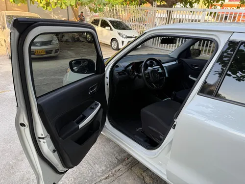 Suzuki Swift 1.2 Hybrid 2Wd