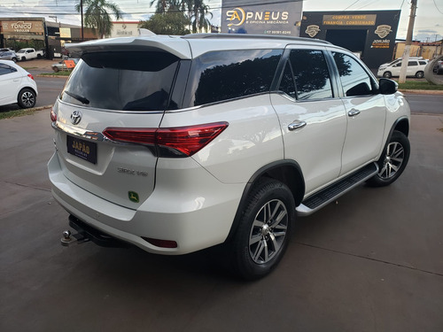 Toyota SW4 4.0 V6 Srx 7l 4x4 Aut. 5p