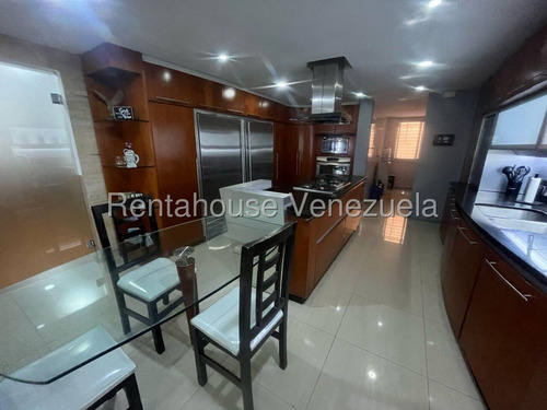 En Venta Exclusivo Apartamento En El Este De Barquisimeto Ubicado En Urbanización Monte Real Lara, Rc