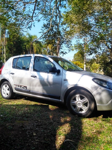 Imagem 1 de 4 de Renault Sandero 2010 1.6 Expression Hi-torque 5p