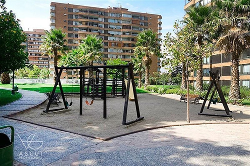Departamento En Venta De 3 Dorm. En Vitacura