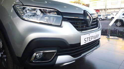 Imagen 4 de 15 de Autos Y Camionetas Renault Sandero Stepway 0km Ford Fiesta E
