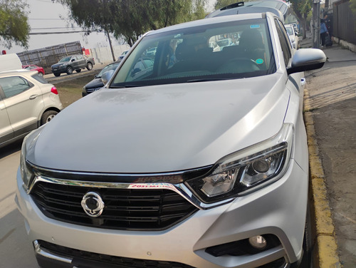 SsangYong Rexton 2.0 Mt 4x2 Std