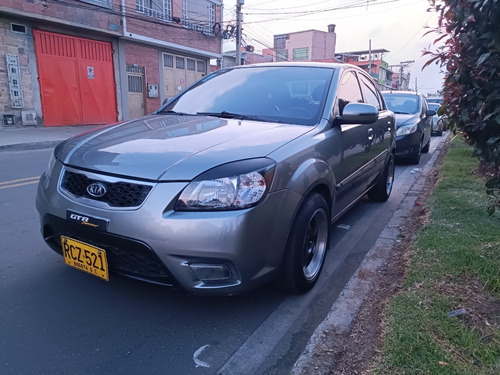 Kia Rio 1.6 4 p