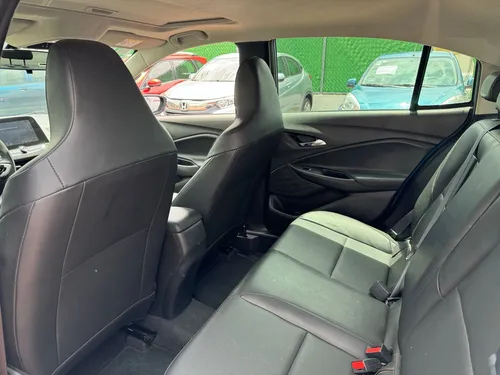 Chevrolet Onix 1.0T Premier Red Line At