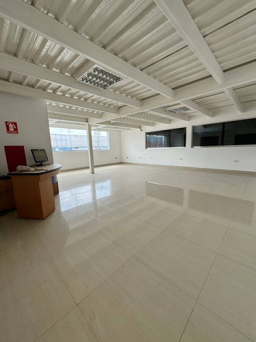 Josseyris Jimenez Vende Galpon En San Diego Los Jarales