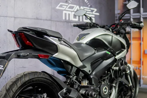 Bajaj Dominar 250 2023