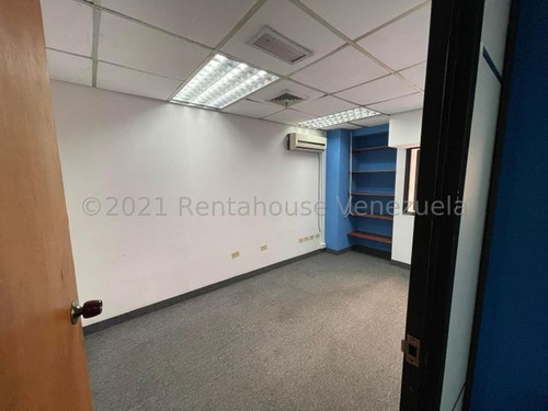 Imagen 4 de 7 de Oficina En Alquiler Chacao 22-23397 Renta House Los Samanes