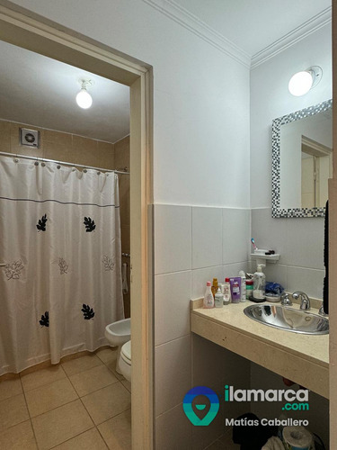 Departamento A La Venta En El Centro De Carlos Paz De 2 Dormitorios 2 Cocheras Y Pileta