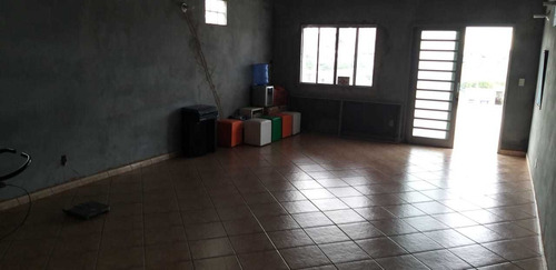 Imagem 9 de 13 de Casa C/ 1 Suíte Com Closet E 3 Dormitórios - 2 Vagas