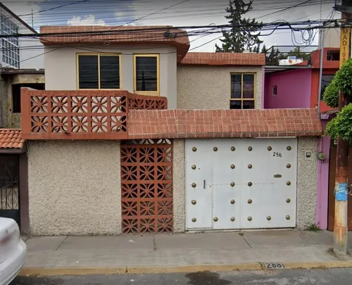 comprar Casa De Recuperacion Bancaria En Bosques De Aragón Nezahualcóyotl Edo De México México Ojac-005r 