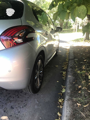 Peugeot 208 1.6 Feline 2016