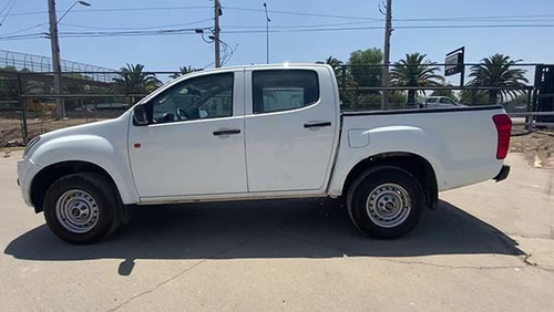 Imagen 5 de 15 de Chevrolet D-max 2.5 4x2 Dsl E5 Dab Abs 2020 Lwzl24