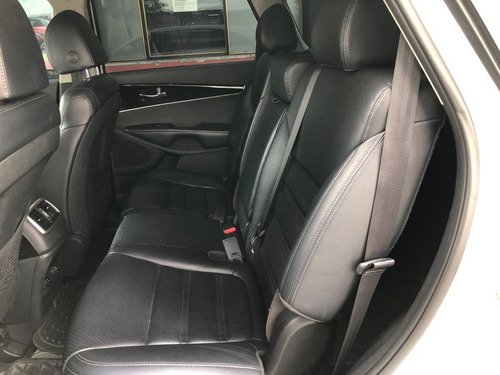 Imagen 11 de 13 de Kia Sorento 2019 Ex