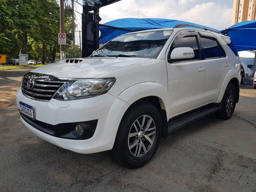 Toyota Hilux SW4 3.0 16V 4P SRV 4X4 TURBO DIESEL AUTOMÁTICO