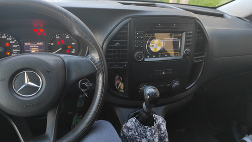 Imagen 10 de 12 de Mercedes-benz Vito 1.6 111 Cdi Furgon Mixto Aa 114cv 2017